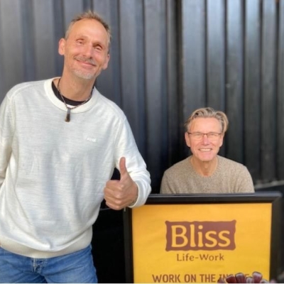 Bliss Life - Work  /  Bliss Open Space/Een Wereld van Verschil